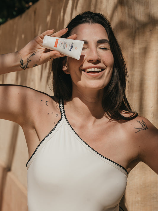 TINTED DAY CREAM SPF30